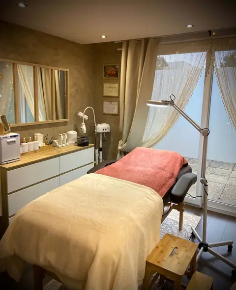 Cabine de soin Beaut’Ema